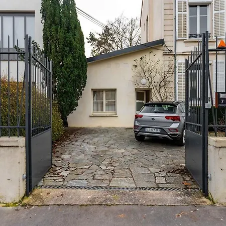 Apartment Le Nid De Rigny Avec Terrasse Et Place Parking Ext