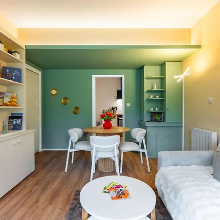 Le Nid De Rigny Avec Terrasse Et Place Parking Ext Apartment