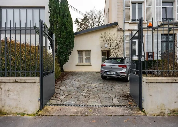 Apartment Le Nid De Rigny Avec Terrasse Et Place Parking Ext